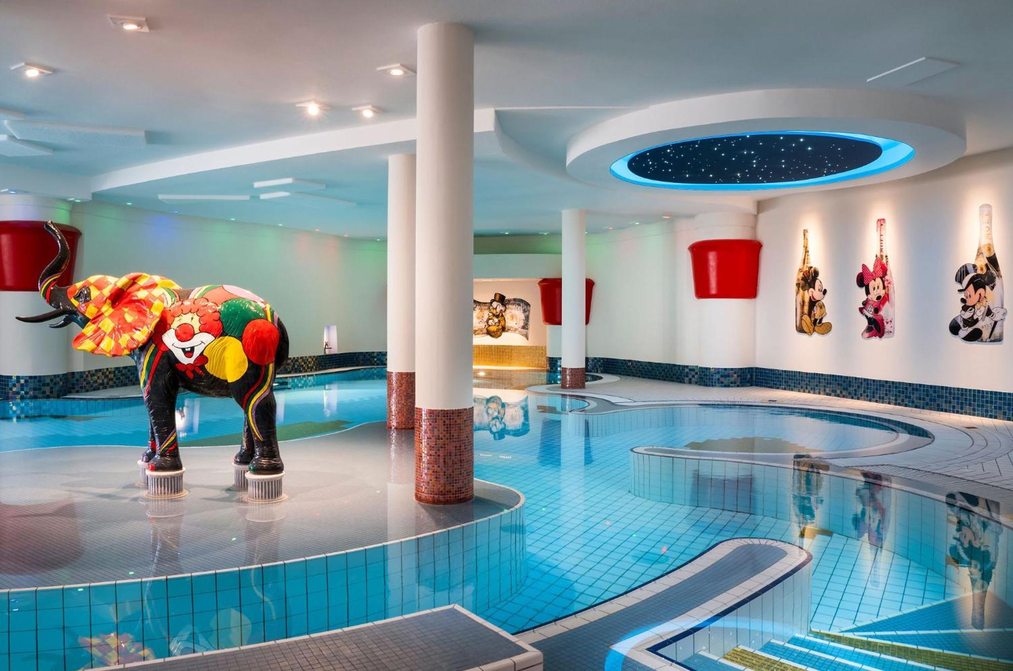 Parkhotel Landau Ландау  Экстерьер фото
