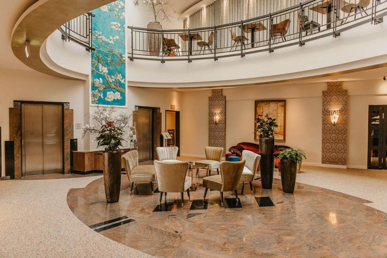 Parkhotel Landau Ландау  Экстерьер фото